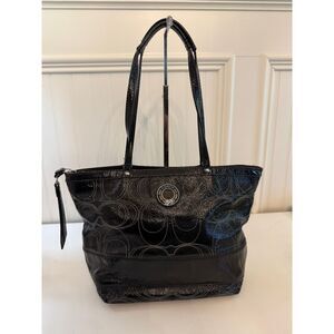 Coach Black Leather‎ Signature C Stitch Purse Handbag F19198